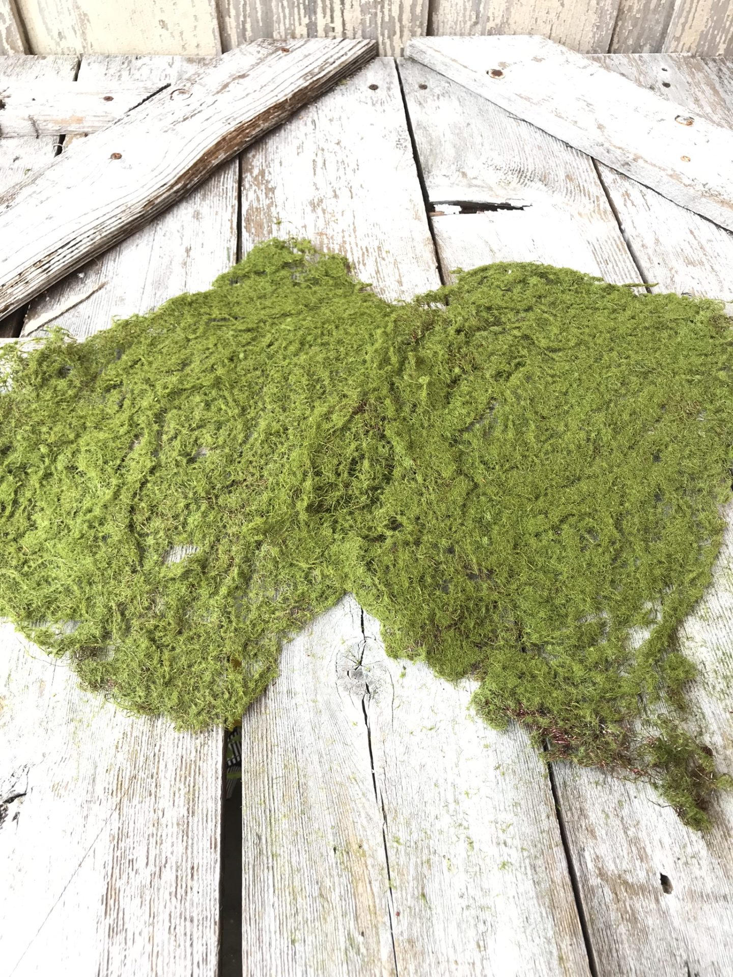 ARTIFICIAL SHEET MOSS (2 Sheets) Kelea's Florals