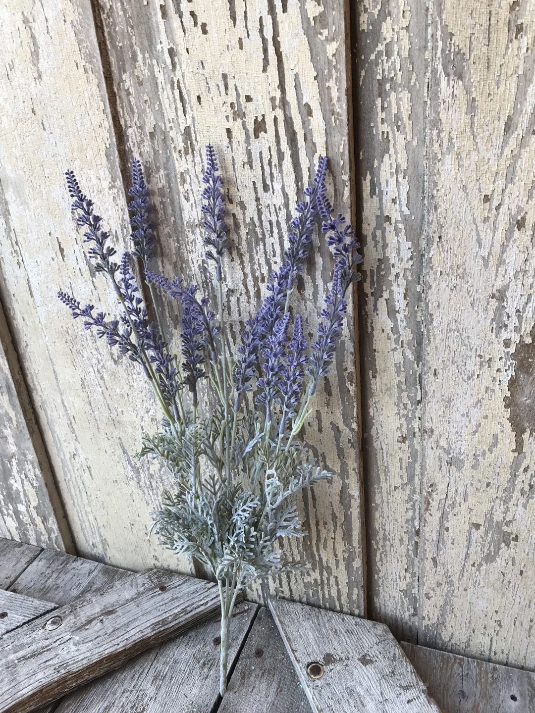 20" Lavender Stem Kelea's Florals