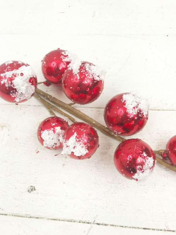 27in Red Ball with Snow Stem 61433-RD (3)
