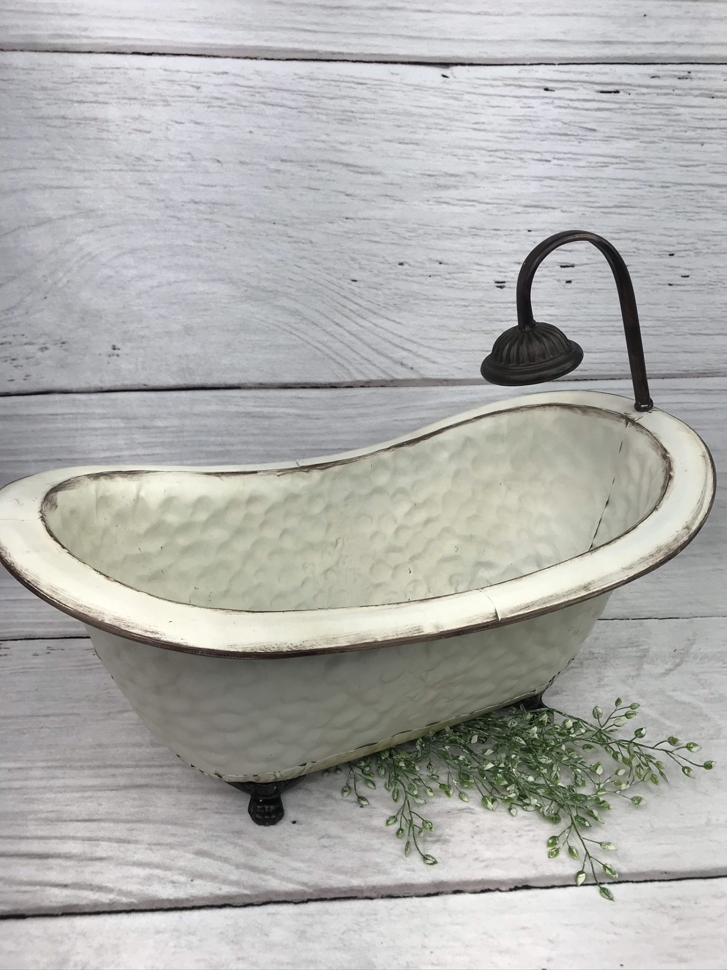 Large Vintage Bath Tub Kelea's Florals