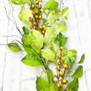 5ft Red Green Berry Garland 61658 (6)