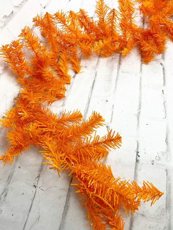 9ft Orange Garland Base 81191-OR (1)