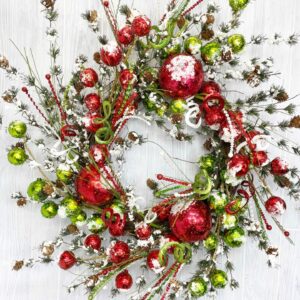 Christmas Red and Green Ball Wreath (7)