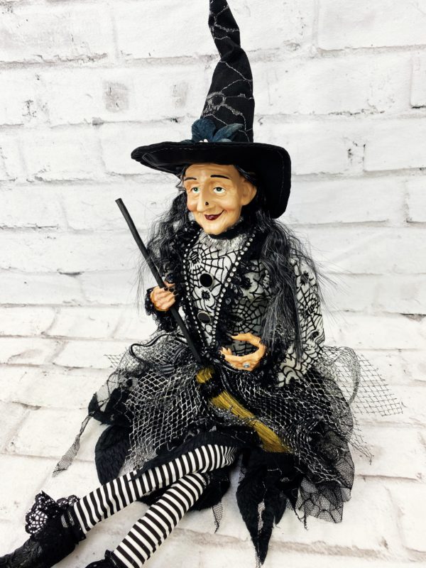 30in Witch 4019214 (10)