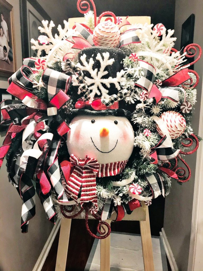 full frosted wreath with snowman