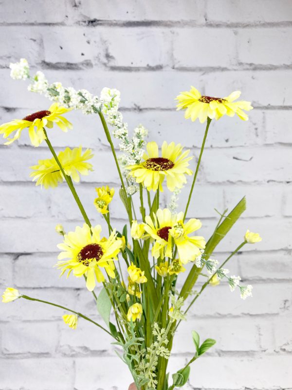 23in Yellow Daisy Filler Bush 62571YW (1)