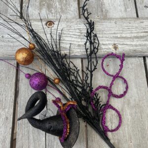 Witch Hat Ball Spray