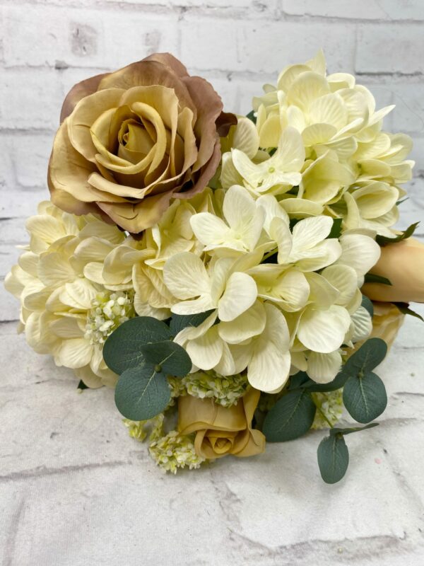 Beige Brown Hydrangea Rose Bundle