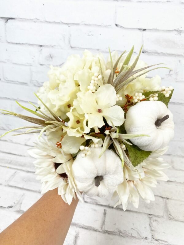 Beige Sunflower Hydrangea Pumpkin Bush