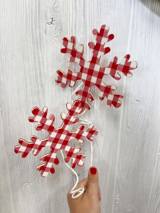 Red and White Gingham Snowflake Spray