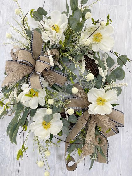 Magnolia wreath with bows