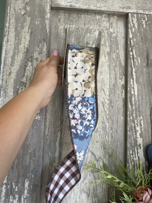 2.5" Cotton with Blue Hydrangeas Ribbon