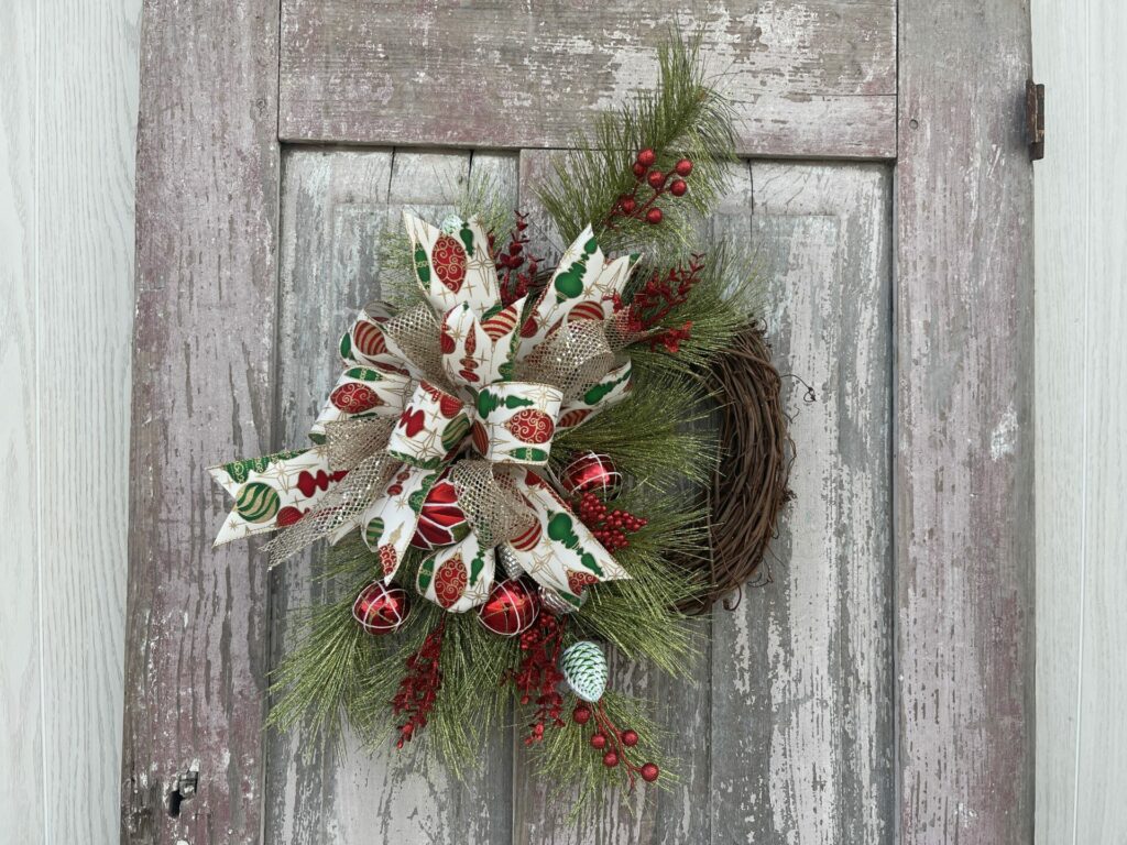 Glitter Christmas Ball Wreath Kit