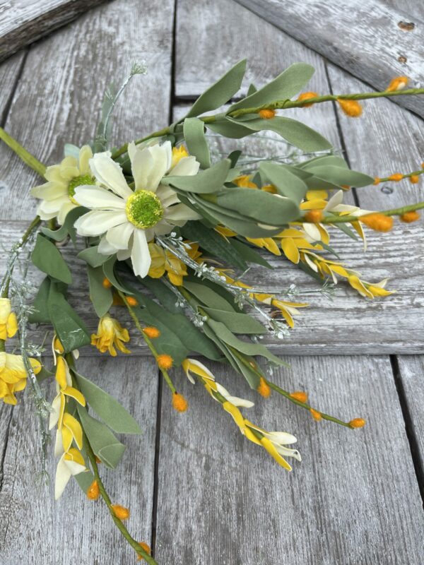 Yellow Daisy Bush 62385-YEL