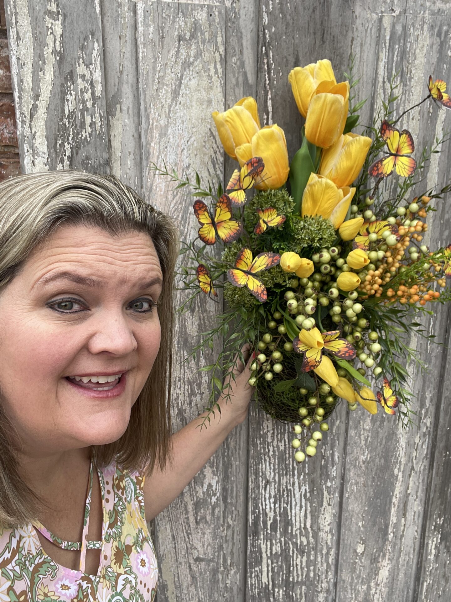 KDS Tutorial Yellow Tulip Wall Basket Supply List Kelea's Florals