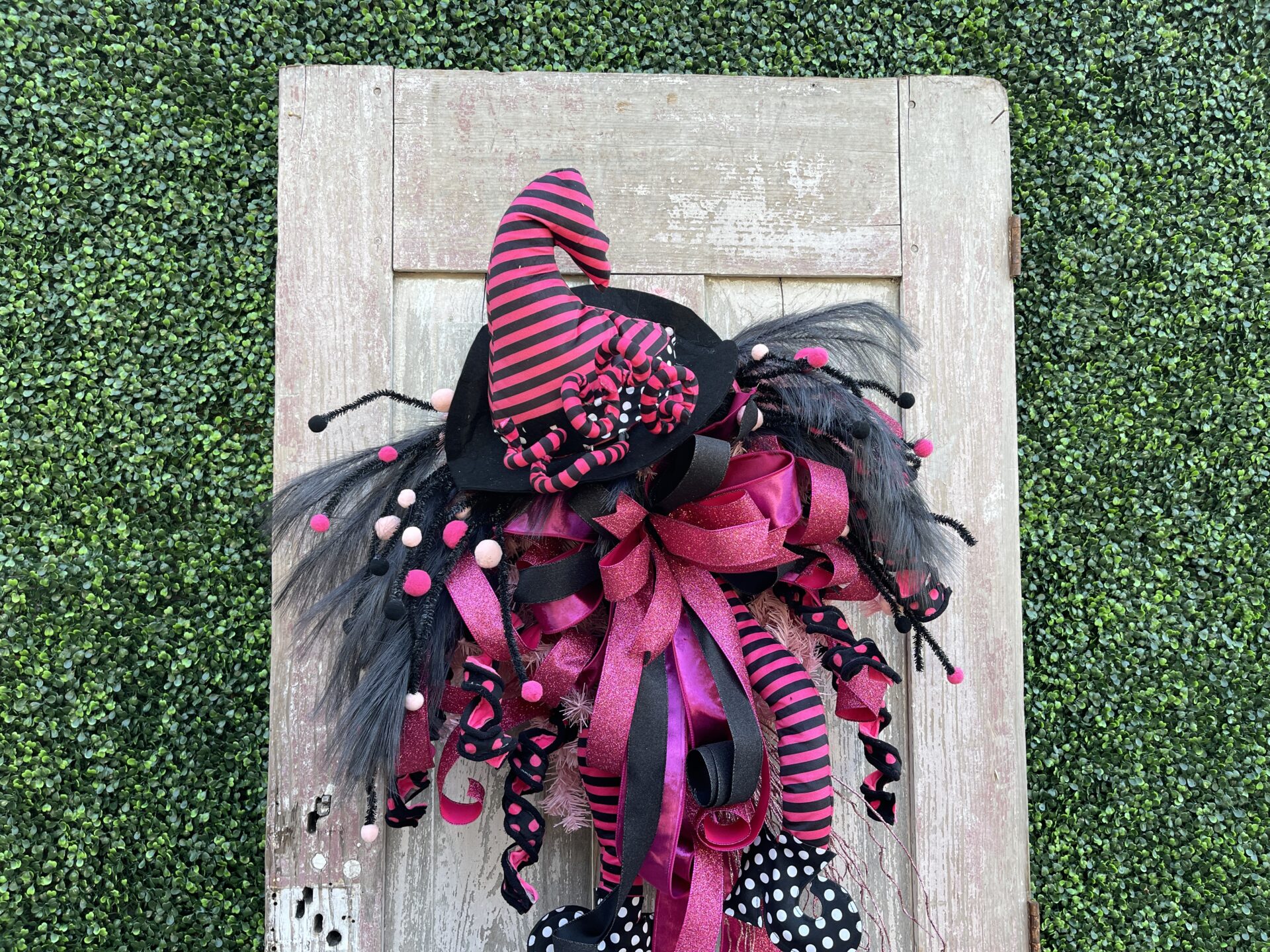 KDS Tutorial Pink Crashing Witch Wreath Supply List - Kelea's Florals