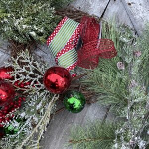 KDS Live Christmas Red and Green Ball Wreath Supply List - Kelea's