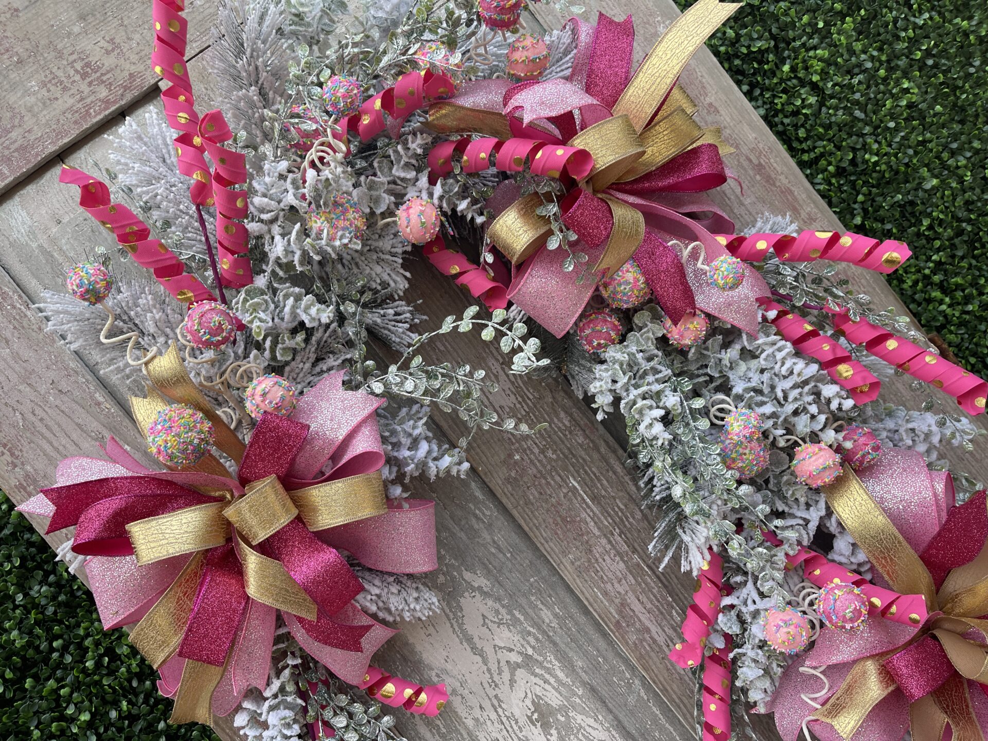 KDS Tutorial Pink Candy Christmas Snowy Garland Supply List Kelea's