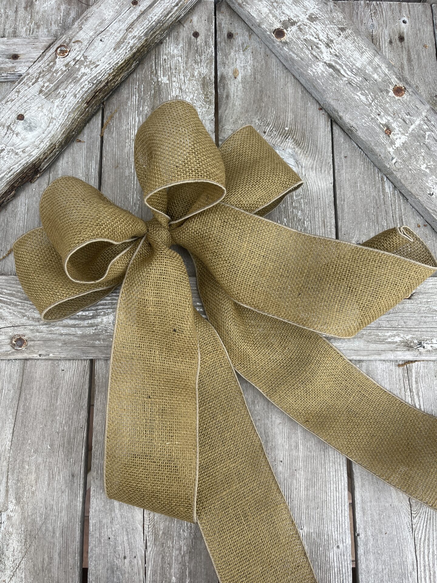Bow made with 4
