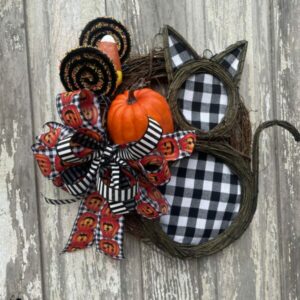 Sweet Kitty Wreath