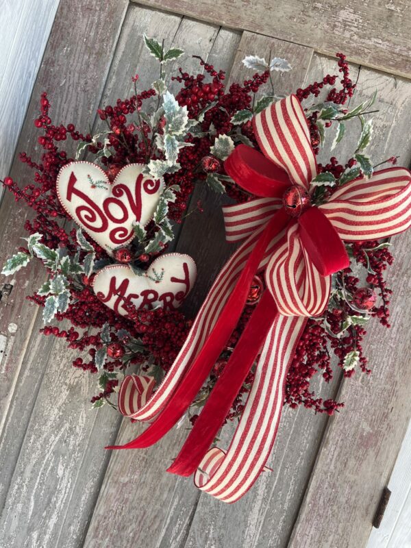 Merry Joy Red Berry Wreath
