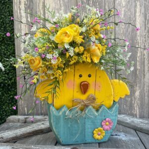 Chick Shelf Sitter Spring Decor