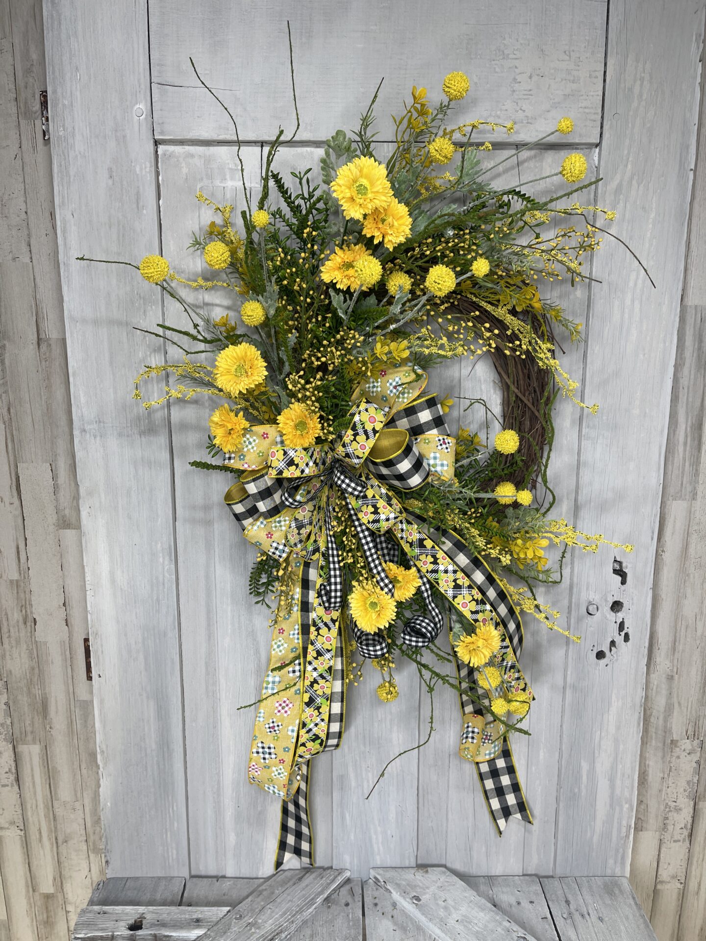KDS Tutorial Yellow Garden Floral Wreath Supply List - Kelea's Florals