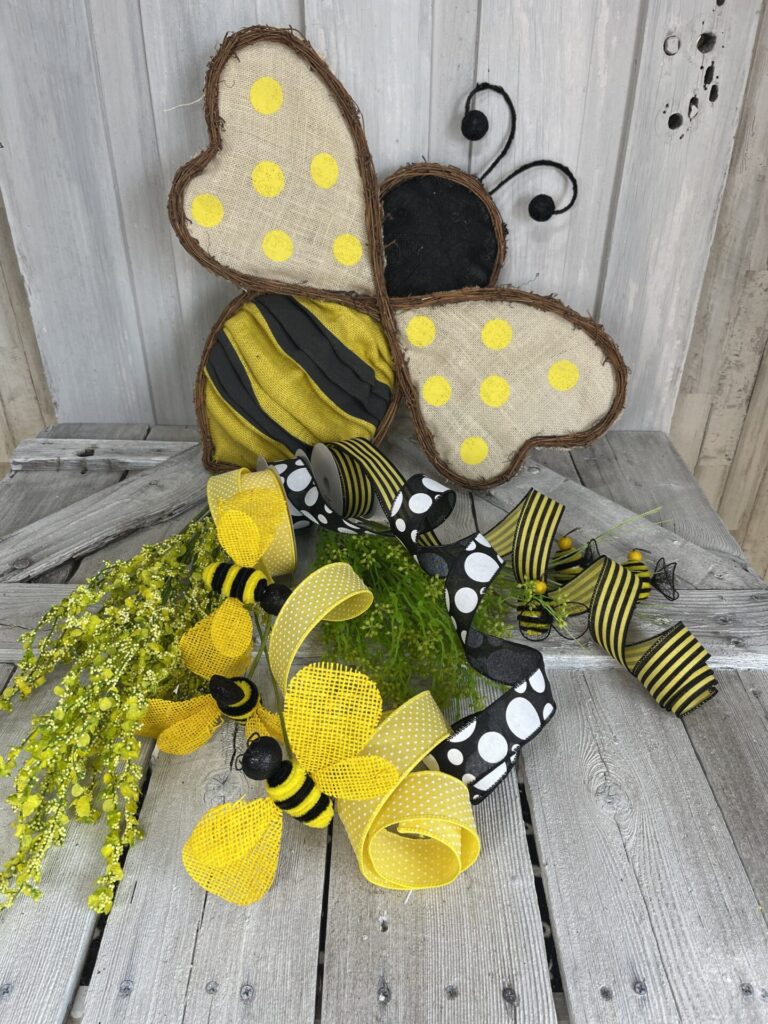 Buzzing Bee Door Hanger Wreath Kit Supplies