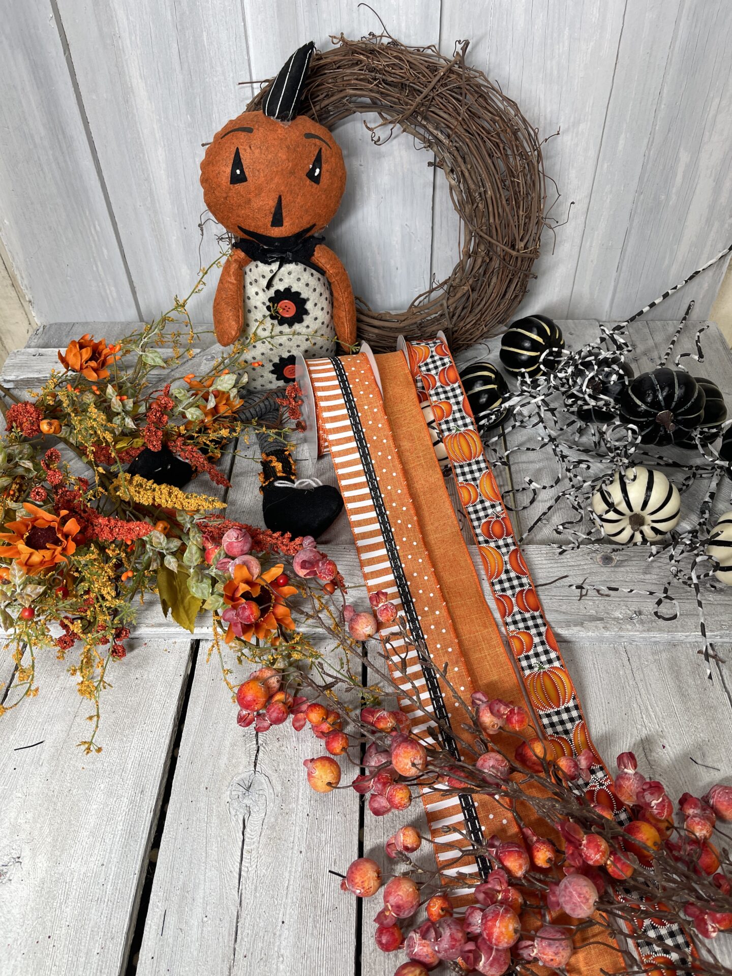 KDS Tutorial Jack Halloween Floral Wreath Supply List - Kelea's Florals