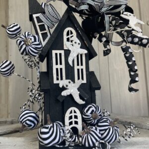 Haunted House Table Sitter