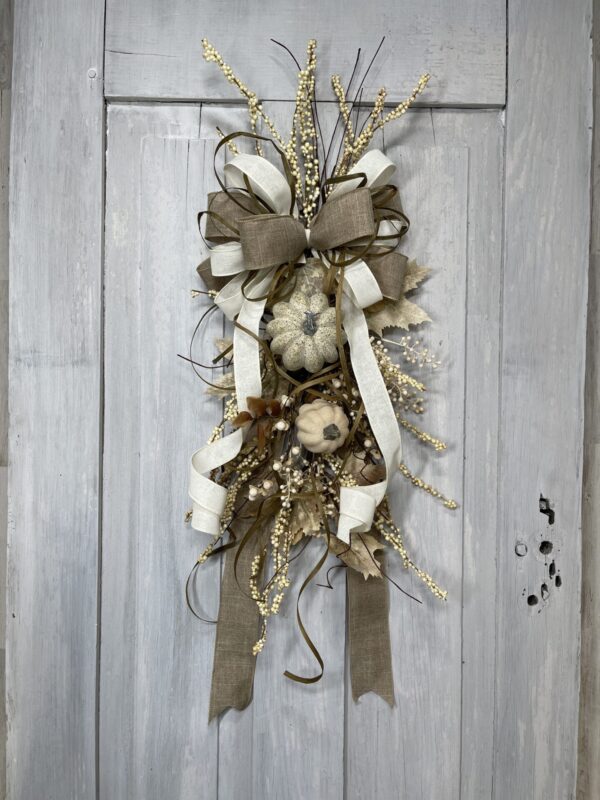 Soft Neutral Easy Cluster Pumpkin Swag (1)