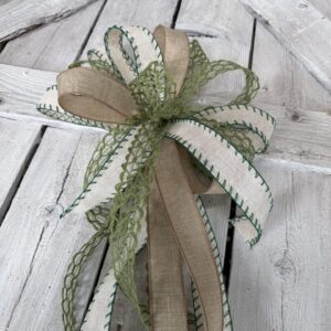 Non Symmetrical Bow for Wreath