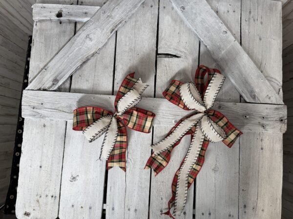 Bows for Cottage Grace Nativity