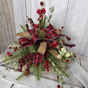 North Pole Cabin Shelf Sitter
