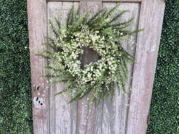 Cream Cottage Wreath