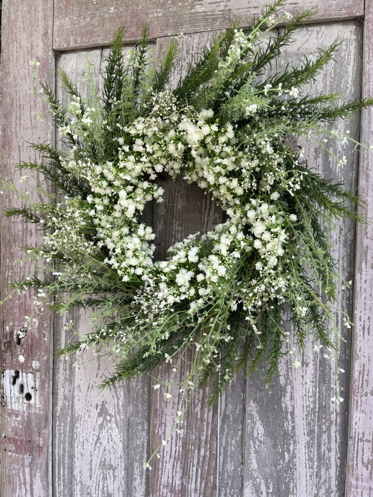 Cream Cottage Wreath