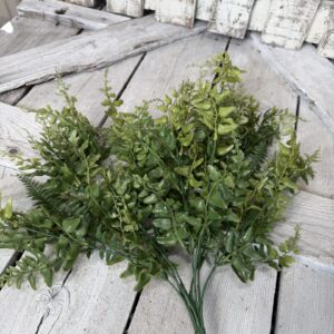 Plastic Grass Bush 13353GN