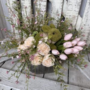 Bloomfield Bunny Arrangement