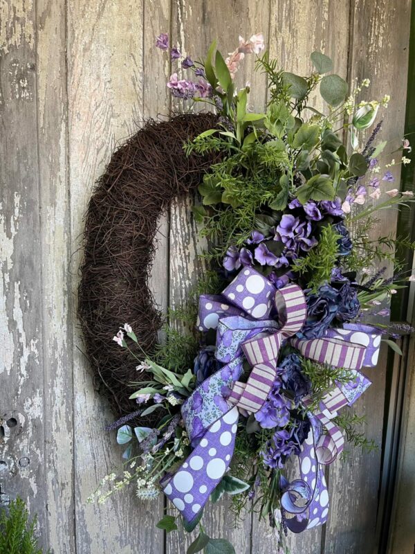 Chunky Vine and Roses Wreath