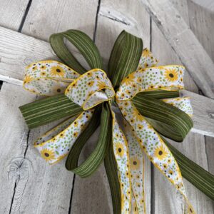 Full Loopy Bow with Tails
