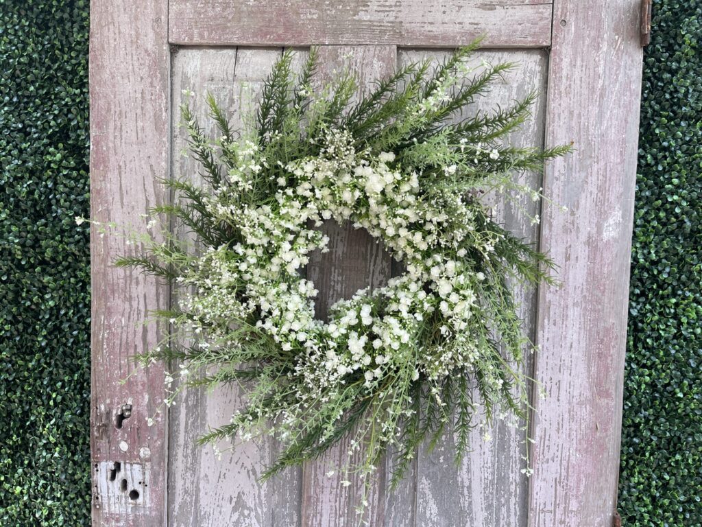 Cream Cottage Wreath Kit